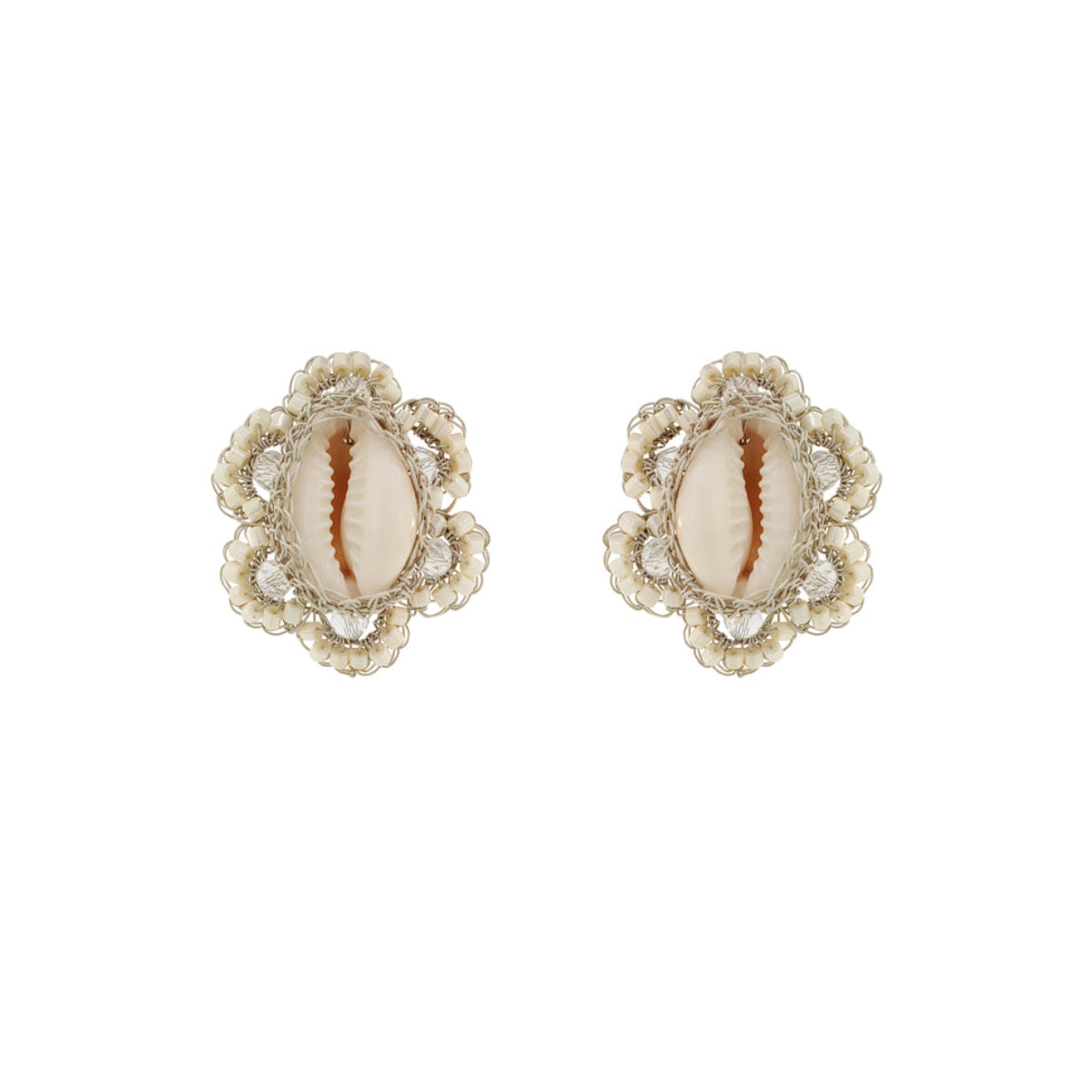 Flower-Rafiia - Off white Gold-Cowrie-Post-Handmade-Crochet-Earrings-18k-gold-filled-wire-hypoallergenic-lightweight-statement-soul-collection