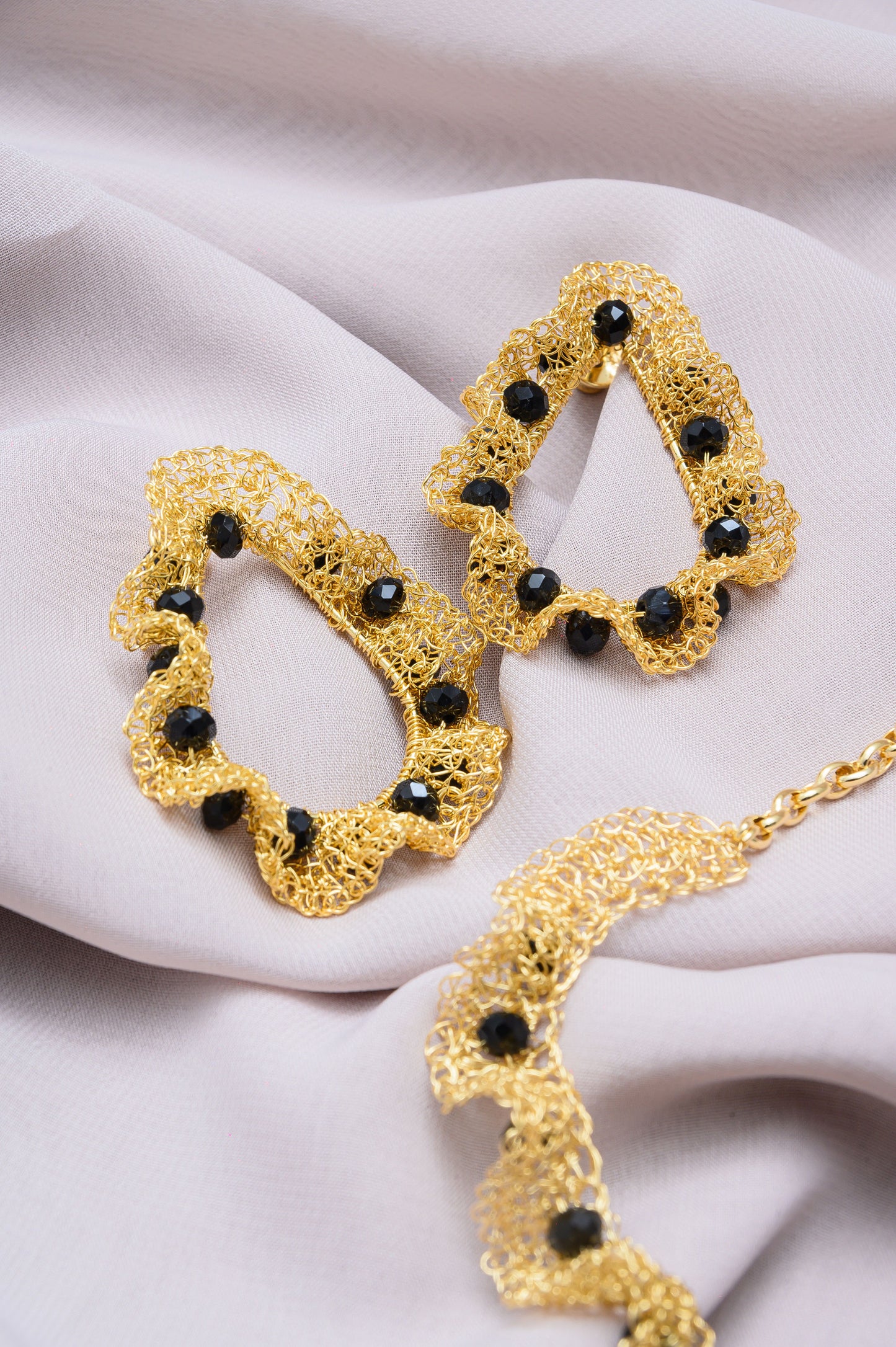 Black-Gold-Nalu-maxi-teardrop-Handmade-Crochet-Earrings handmade-crochet-teardrop-with-unique-design-18k-gold-filled-wire-hypoallergenic-lightweight-statement-ps