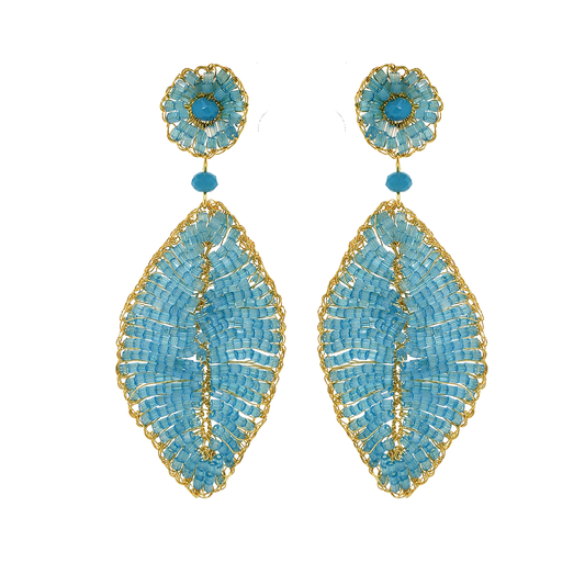 A pair of gold-filled wire crochet earrings with a leaf shape, adorned with aqua blue crystals and beads. Leaf-shaped hand-crocheted dangle earrings in 18 karat gold filled wire with aqua blue crystals and beads, handmade in Brazil, lightweight hypoallergenic nickel-free artisan jewelry.
