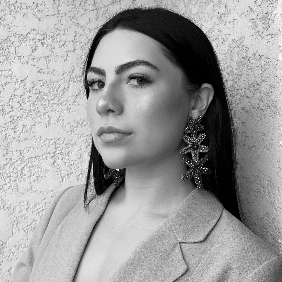 Cascade-Gold-Sea-Star-Handmade-Crochet-Earrings-18k-gold-filled-wire-hypoallergenic-lightweight-statement-soul-collection-model