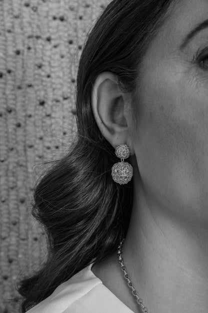 Dangle-Gold-Spheres-Duo-Drop-Handmade-Crochet-Earrings-model-18k-gold-filled-wire-hypoallergenic-lightweight-statement-brazilian-soul-collection