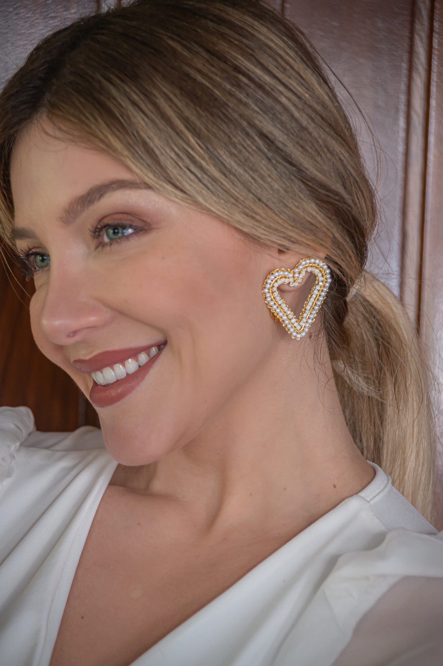 handmade-crochet-heart-shape-earrings-18k-gold-filled-wire-hypoallergenic-lightweight-statement-valentines-drop-collection-gold-pearl