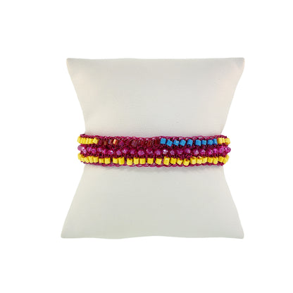 Narrow-Classic-Geometric-Blue-Yellow-Fuchsia-Ziggy-Handmade-Crochet-Bracelet-18k-gold-filled-wire-hypoallergenic-lightweight-statement-brazilian-soul-collection-detail