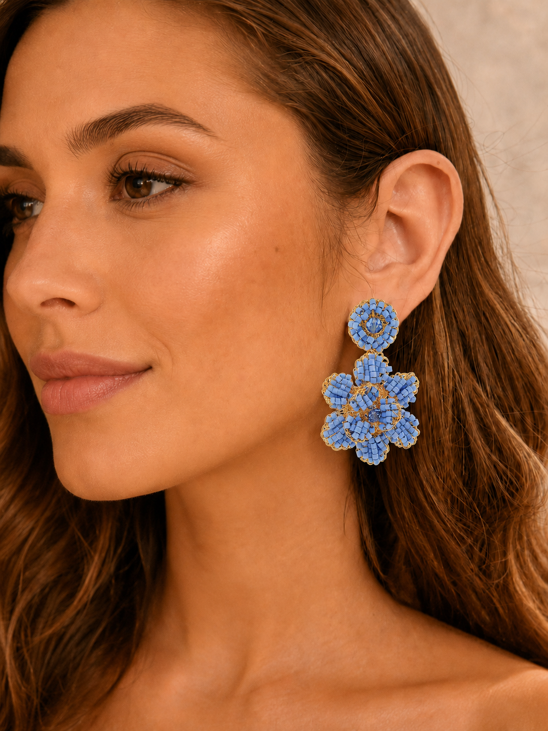 mini floral earrings, hand-crocheted earrings, sky blue earrings, sky blue bead earrings, 18k gold filled earrings, handmade Brazilian earrings, artisan gold earrings, lightweight statement earrings, hypoallergenic earrings, nickel free earrings, lead free earrings, floral earrings, handmade jewelry, Brazilian artisan jewelry, everyday gold earrings, special occasion earrings