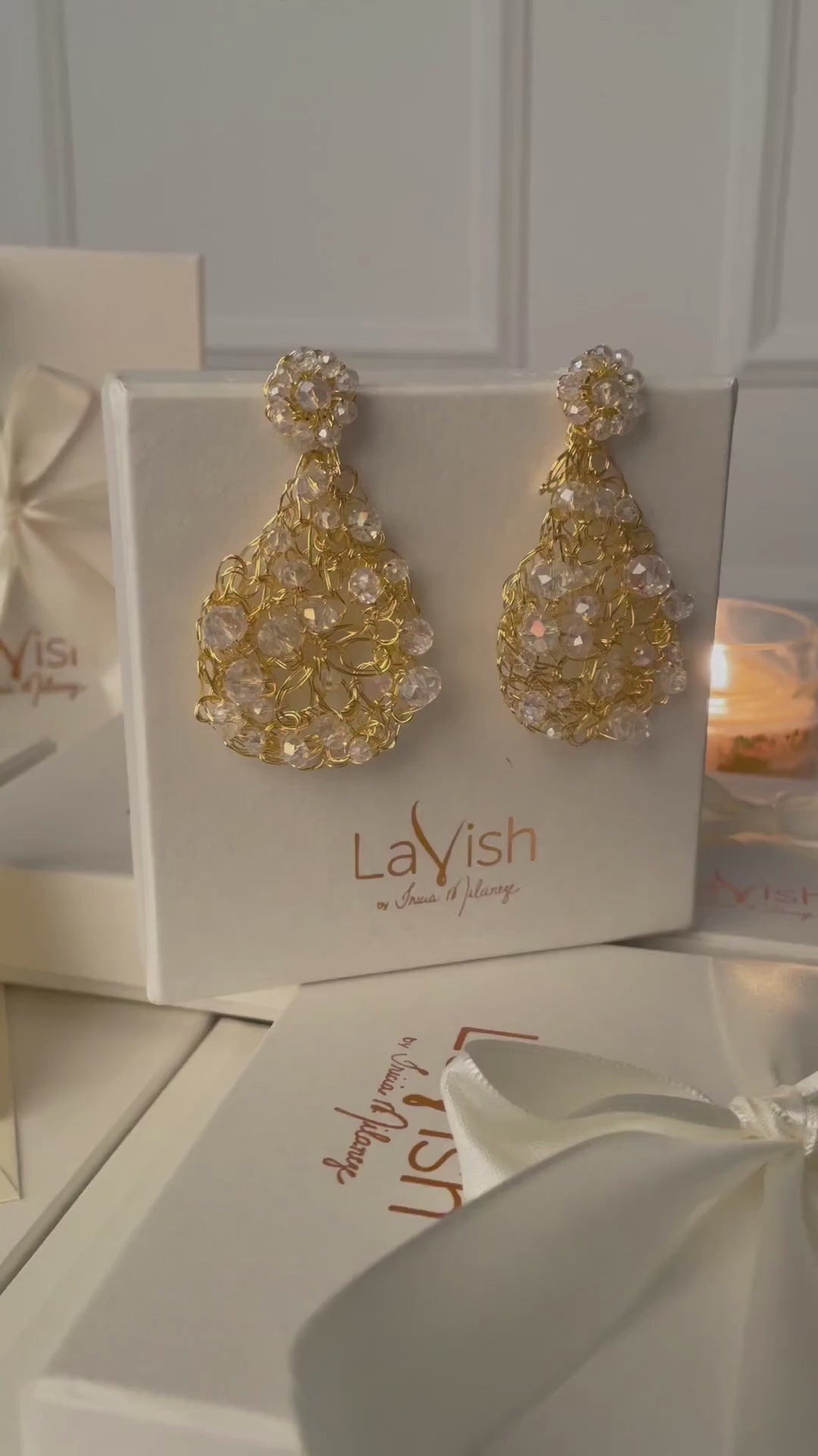 Handmade in Brazil, these teardrop mesh earrings feature 18 karat gold filled wire, multicolor crystals, lightweight comfort, and hypoallergenic materials. 3324-001-007
